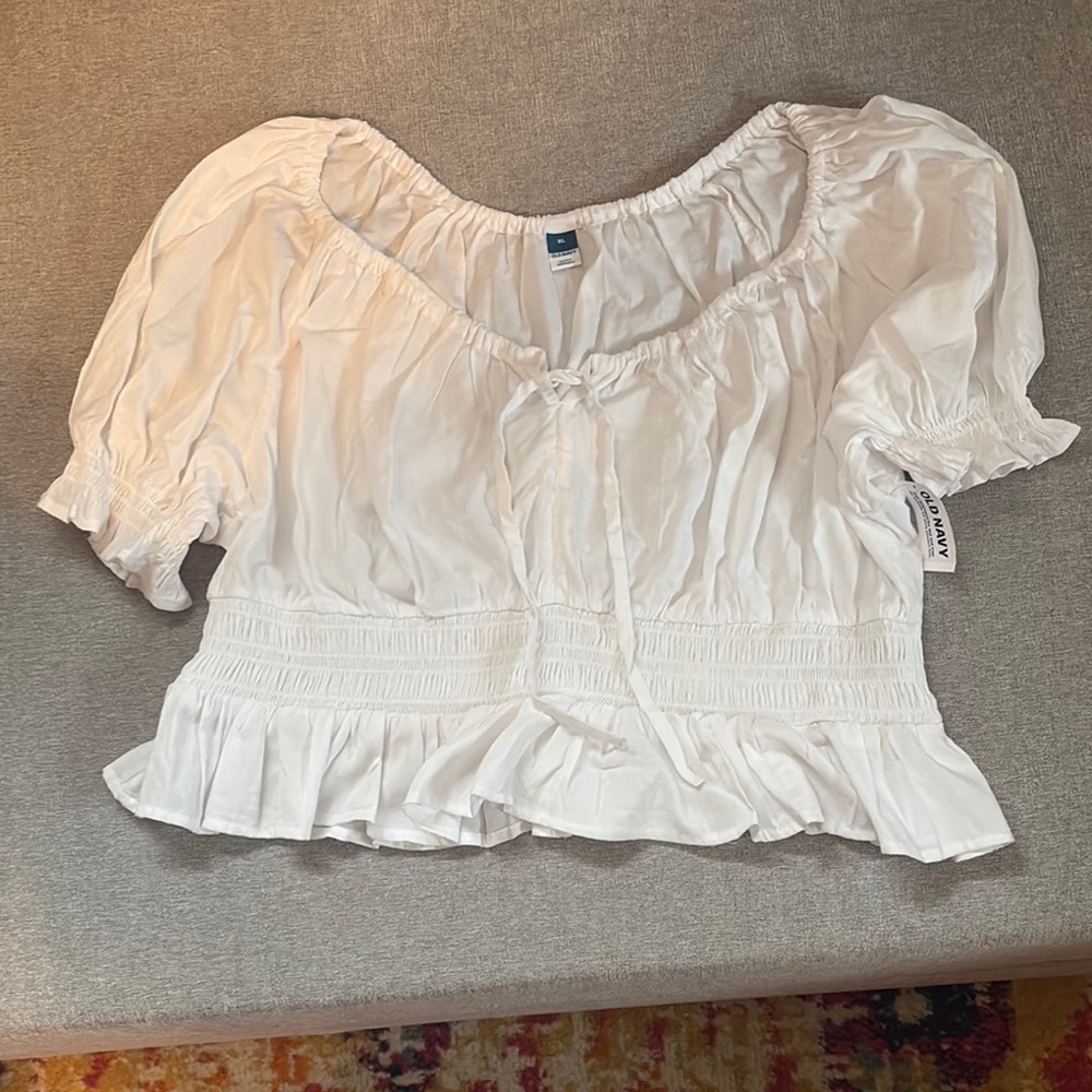 Old Navy White Blouse Classic Top